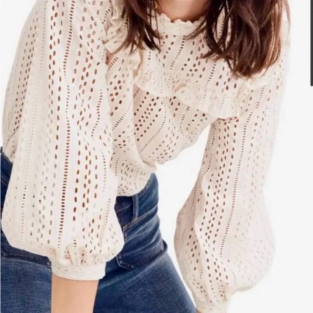Madewell cream eyelet blouse size small